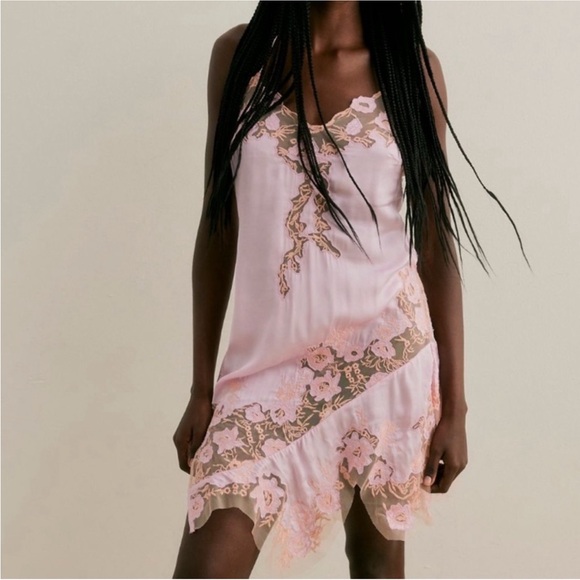 Free People Other - FREE PEOPLE MYSTIC GROOVE EMBROIDERED LACE SLIP